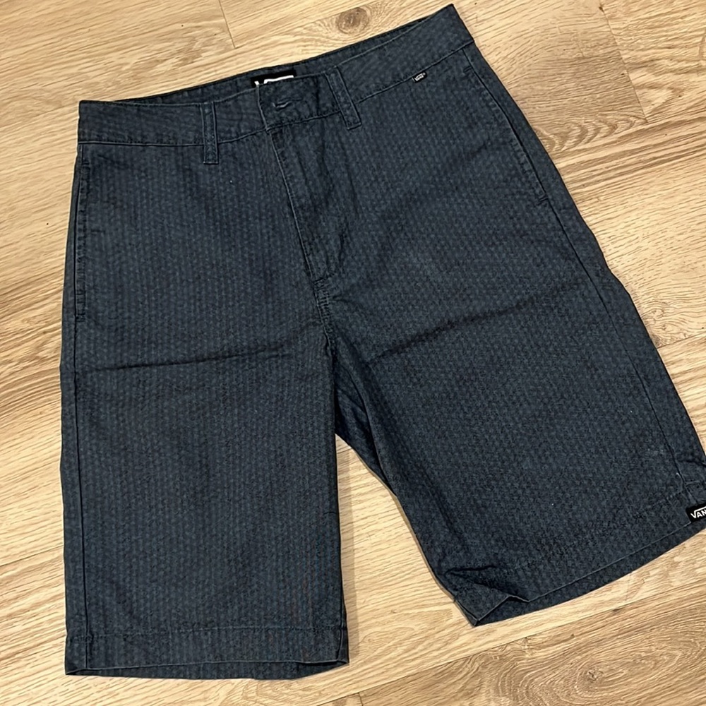 Boys sz 16 Vans shorts 🏝